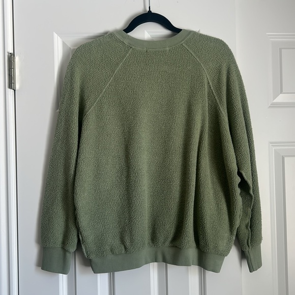 Ziggy sweatshirt. Inside out, cotton fleece bracelet sleeve shrunken crew. NWT. - Picture 4 of 7